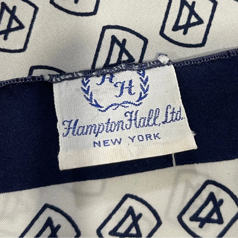 Vintage Hampton Hall NY Women’s Navy Blue & White Scarf